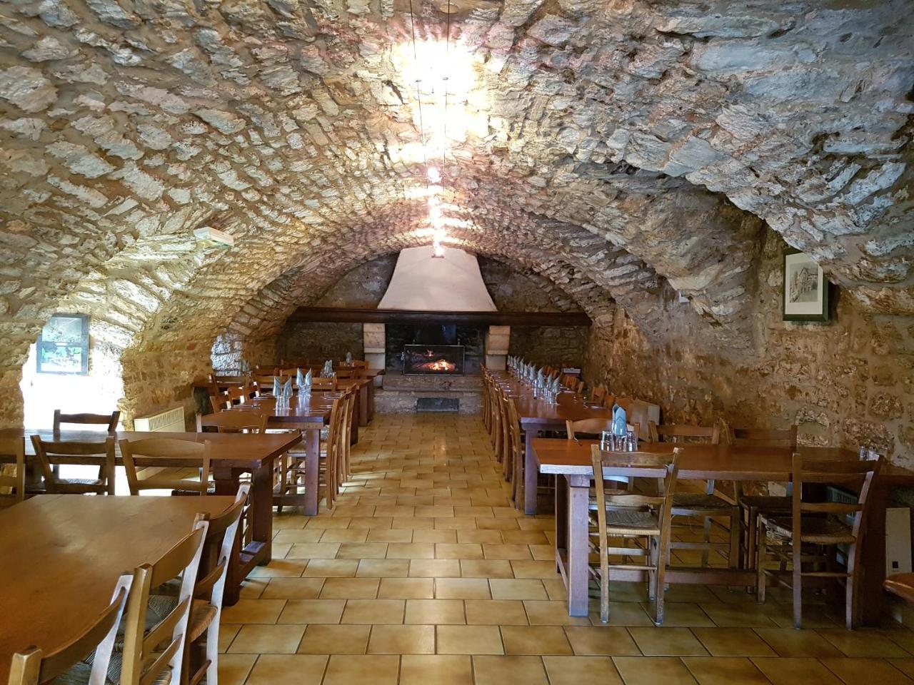 Auberge Du Chanet Hures-la-Parade Exterior foto